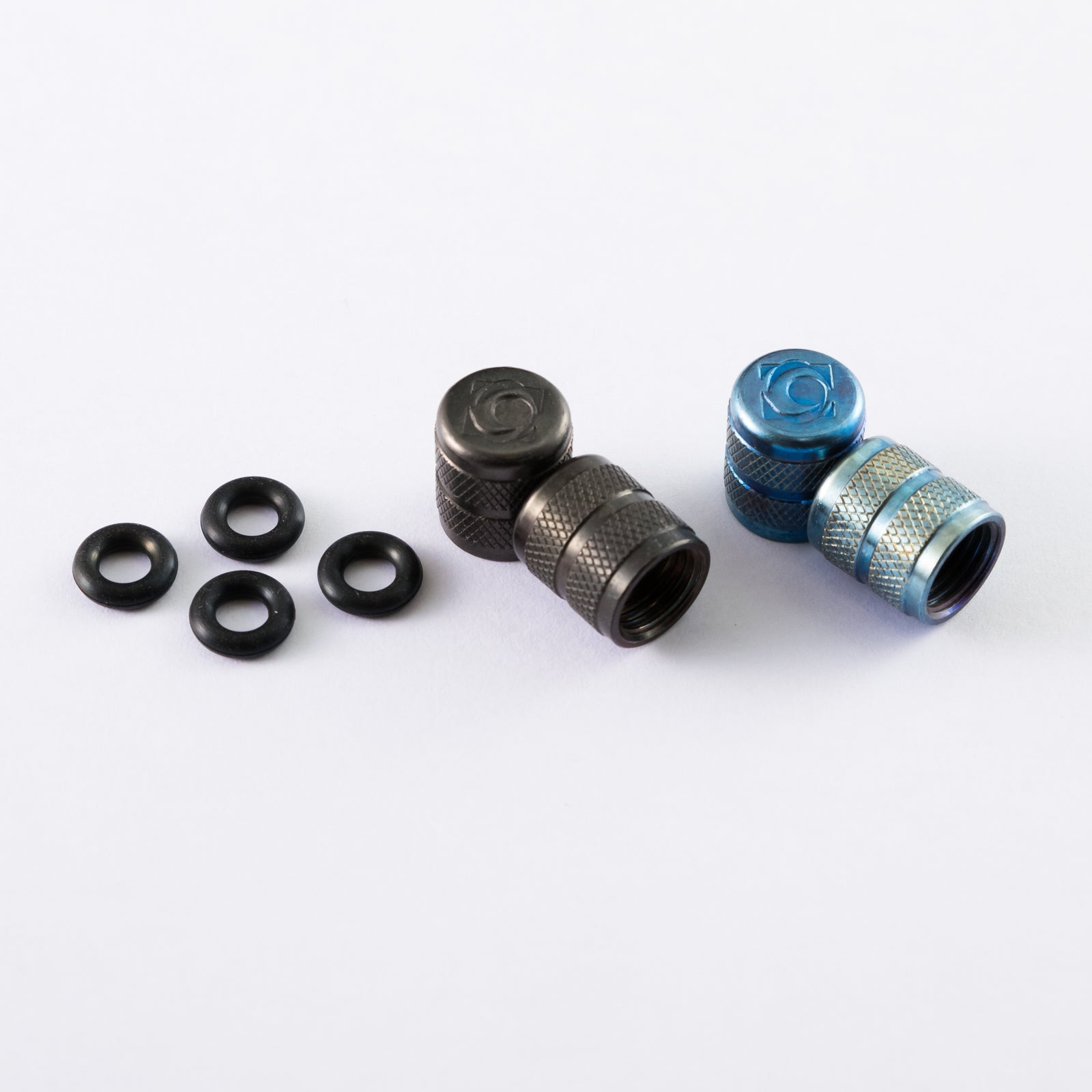 チタンエアバルブキャップ2.0 2個入り