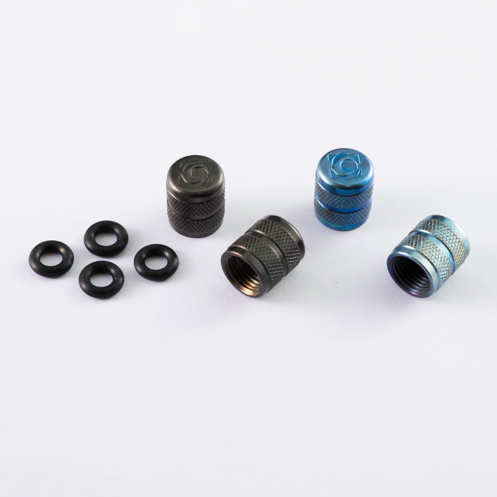 チタンエアバルブキャップ2.0　2個入り